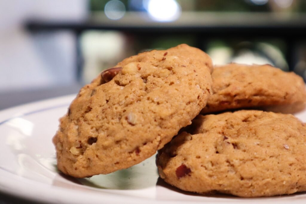 Instagram post from helenpastelerias. This post is in position 0.